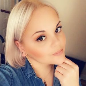 Meet your Posher, Cindy